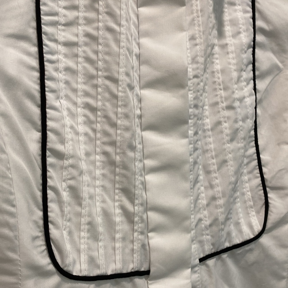 White Long Sleeve Blouse with Black Trim Size Small, Classic Chic Style - Picture 11 of 14